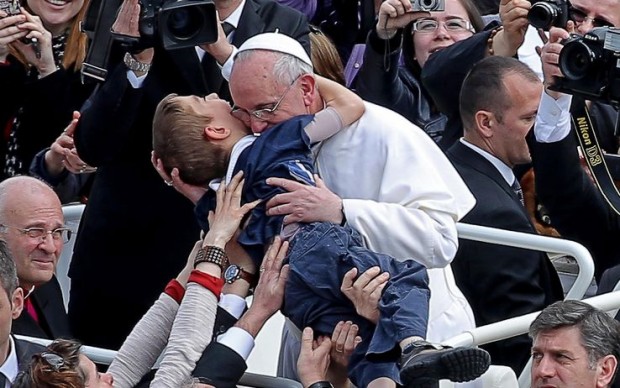 foto_papa_francesco_pasqua_01_1